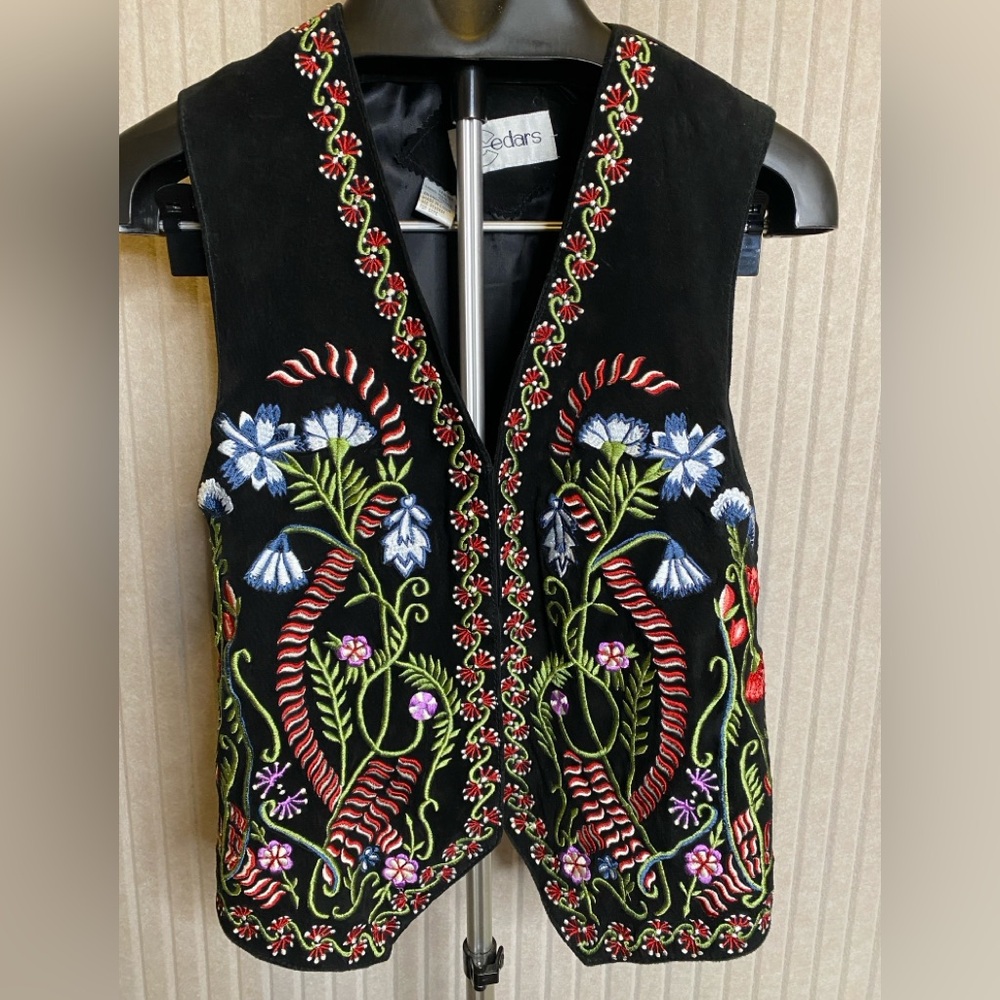 CEDARS Leather Suede embroidered Vest Womens M Medium Floral Multi Color Black